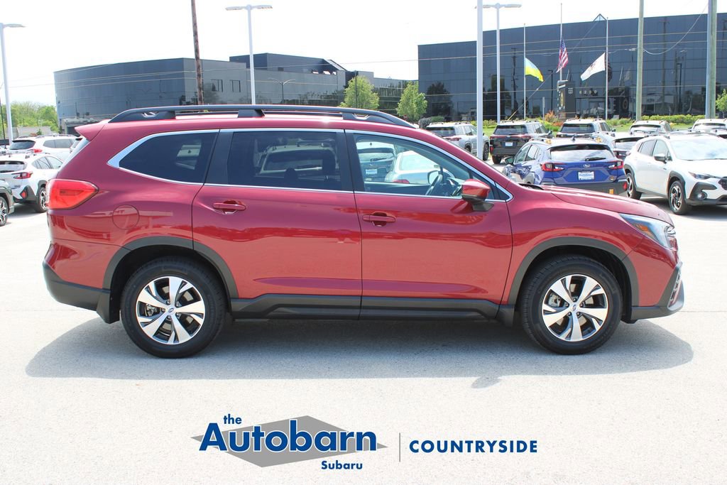 Used 2024 Subaru Ascent Premium w/ Convenience Package AWD/4WD image 4