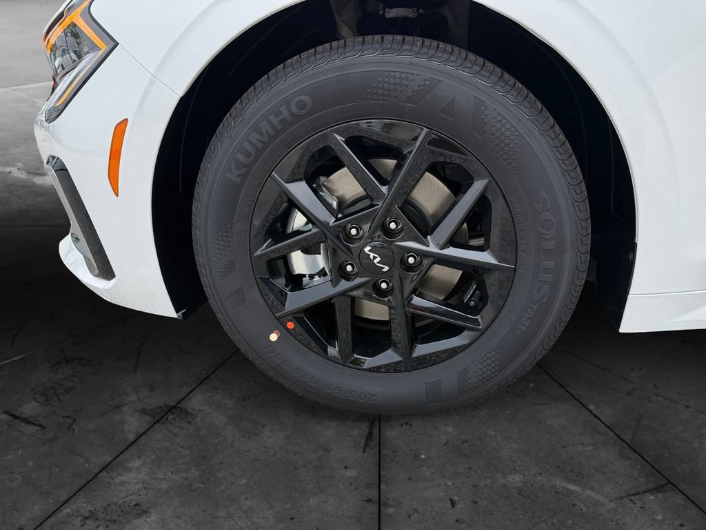 New 2026 Kia K5 LXS FWD image 14