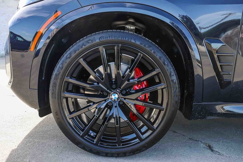 Used 2026 BMW X5 sDrive40i w/ M Sport Package image 12