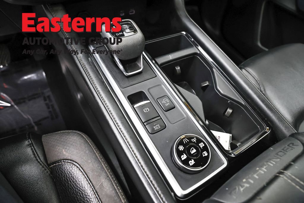 Used 2023 Nissan Pathfinder SL w/ SL Premium Package AWD/4WD image 13