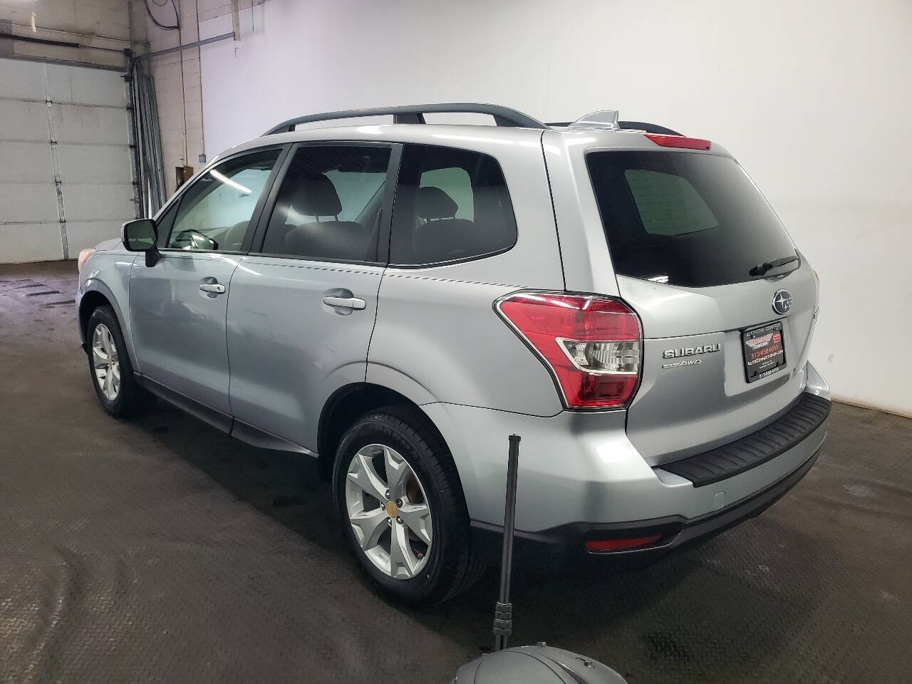Used 2016 Subaru Forester 2.5i Premium w/ All-Weather Package AWD/4WD image 5