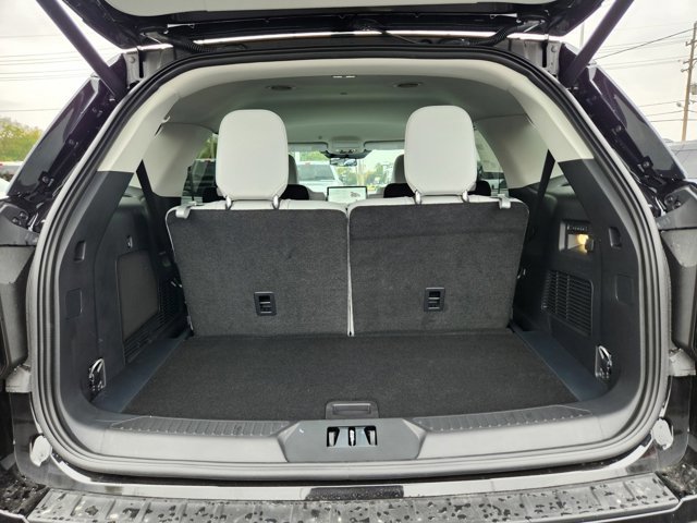 New 2026 Ford Explorer Platinum image 26
