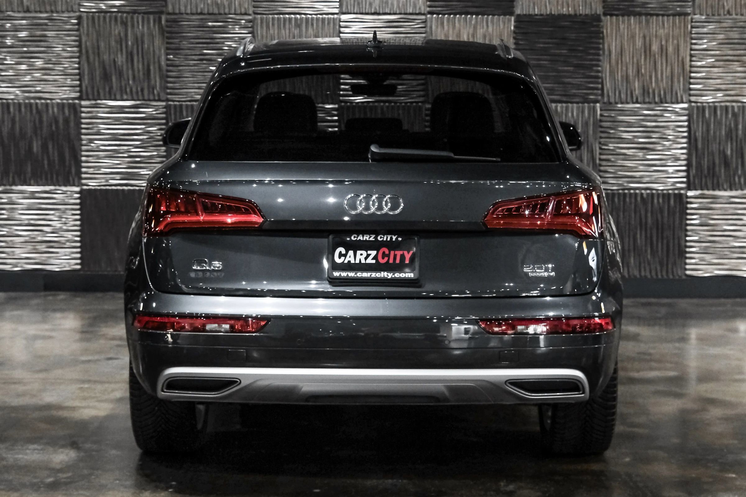 Used 2018 Audi Q5 Prestige image 11