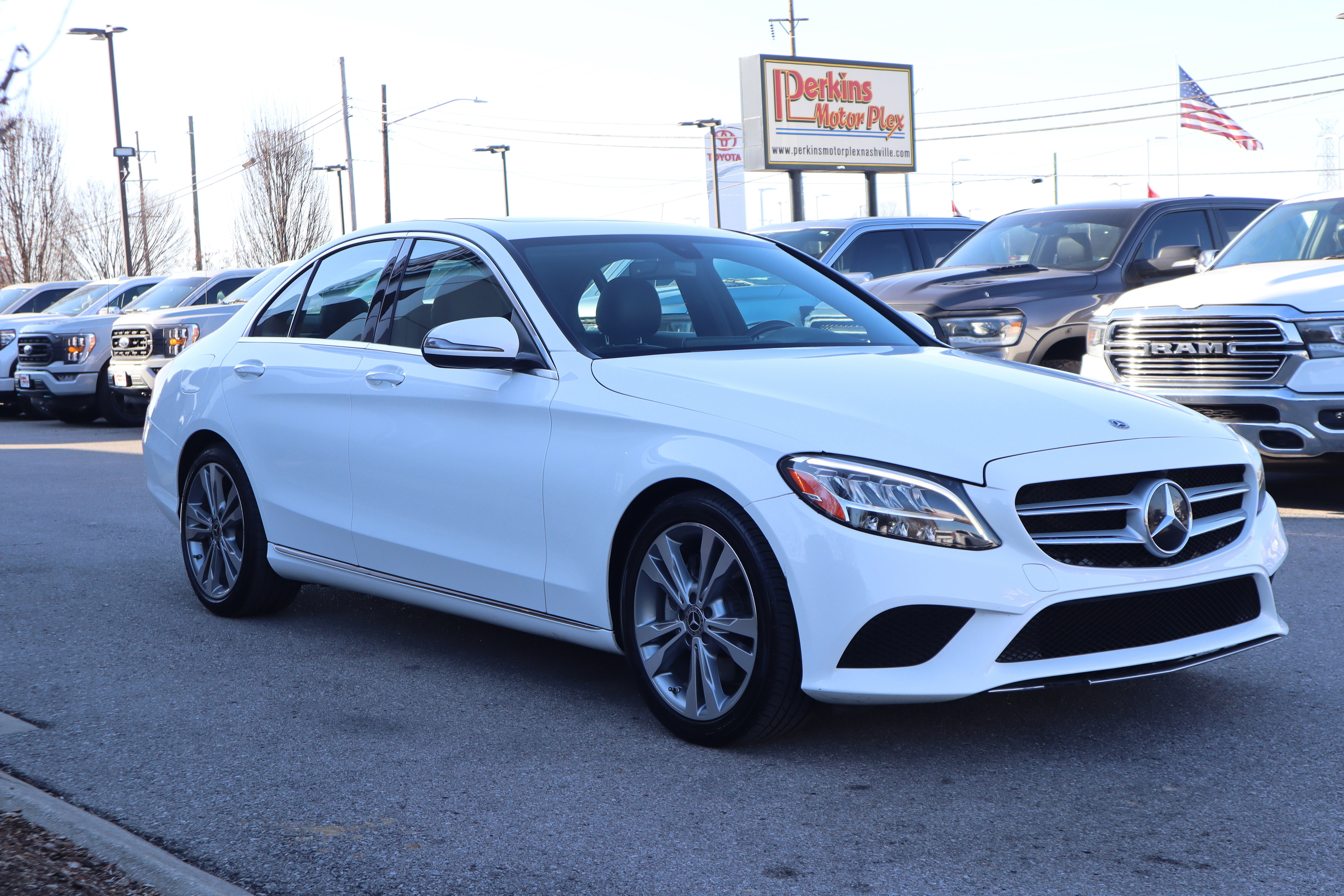 Used 2019 Mercedes-Benz C 300 Sedan image 5