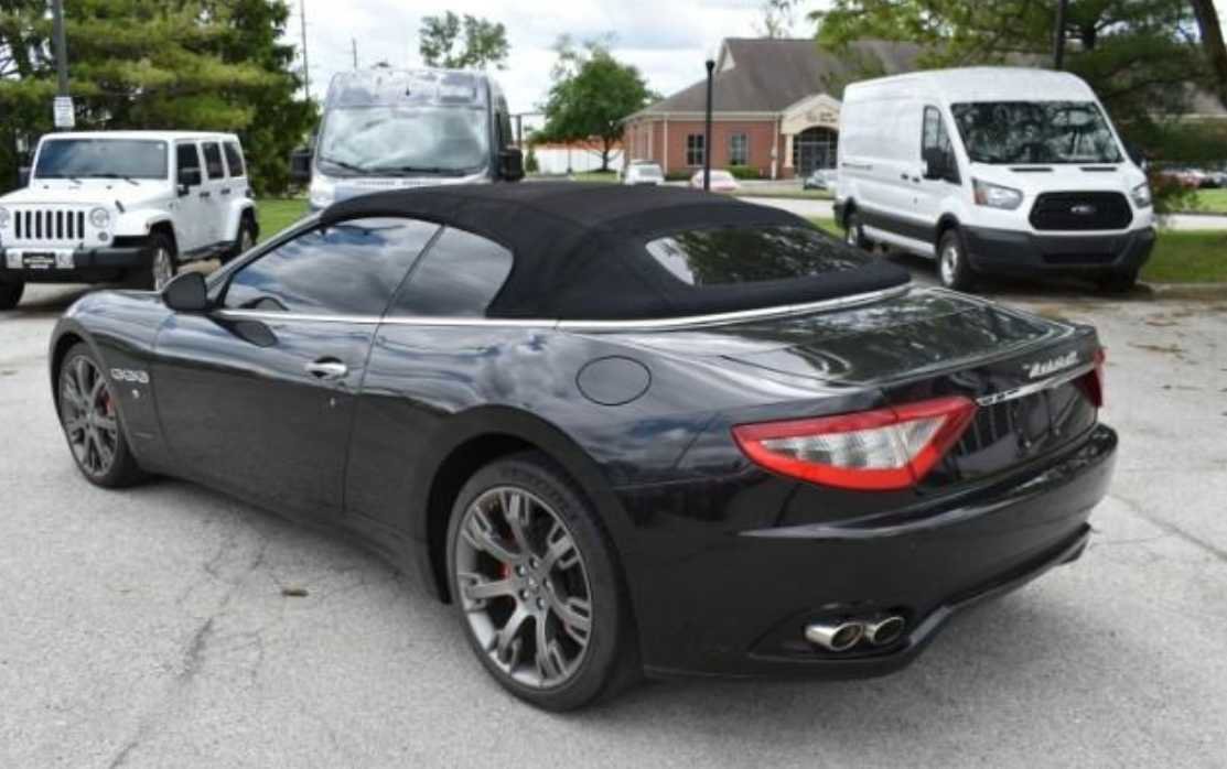 Used 2015 Maserati GranTurismo Convertible RWD image 5