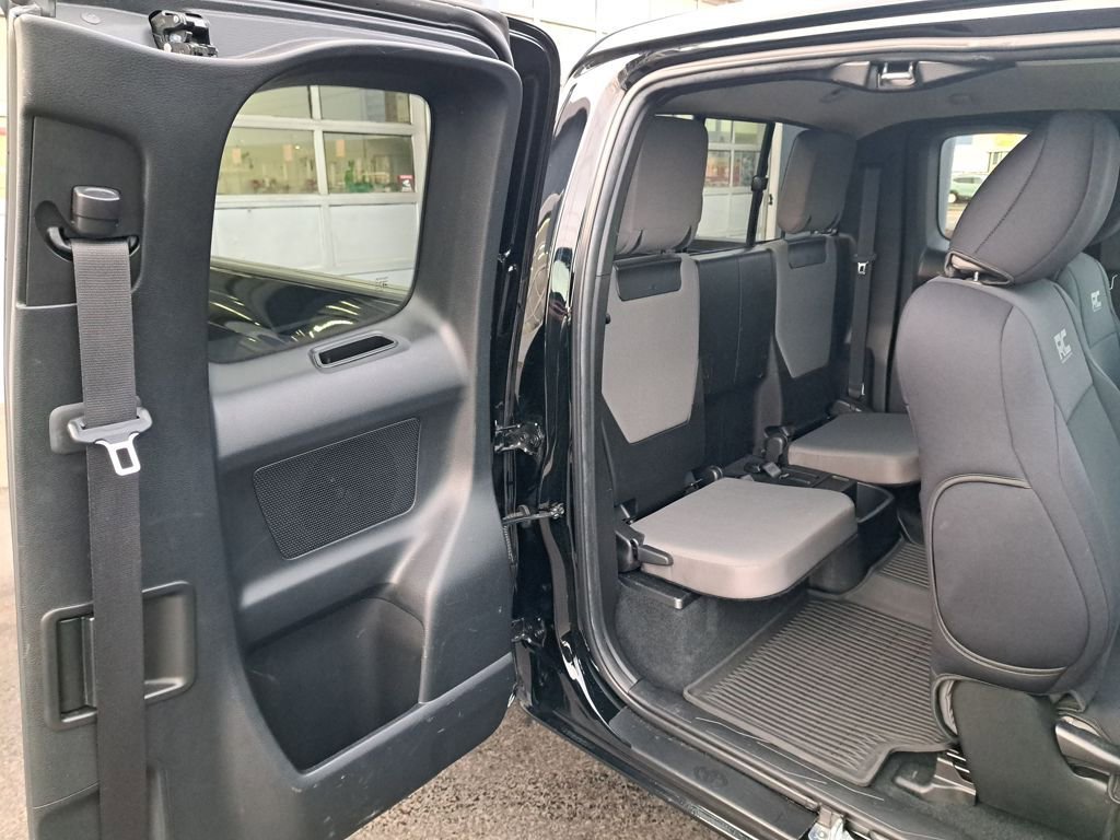 Used 2022 Toyota Tacoma TRD Sport image 17