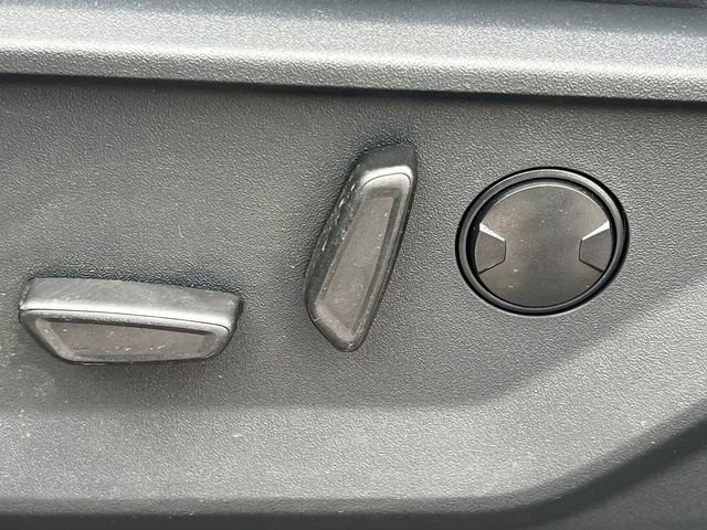 New 2026 Ford Expedition Active image 13