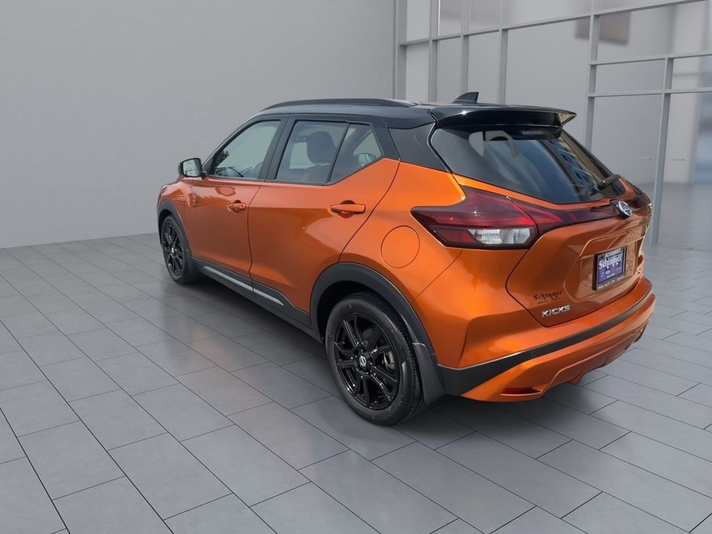 Used 2021 Nissan Kicks SR FWD image 7