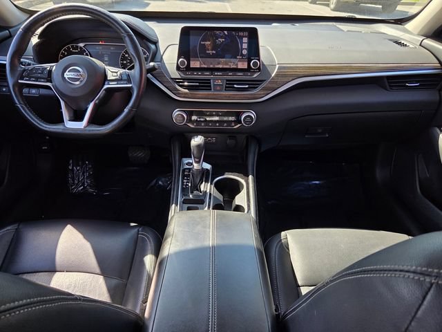 Used 2020 Nissan Altima 2.5 Platinum FWD image 11