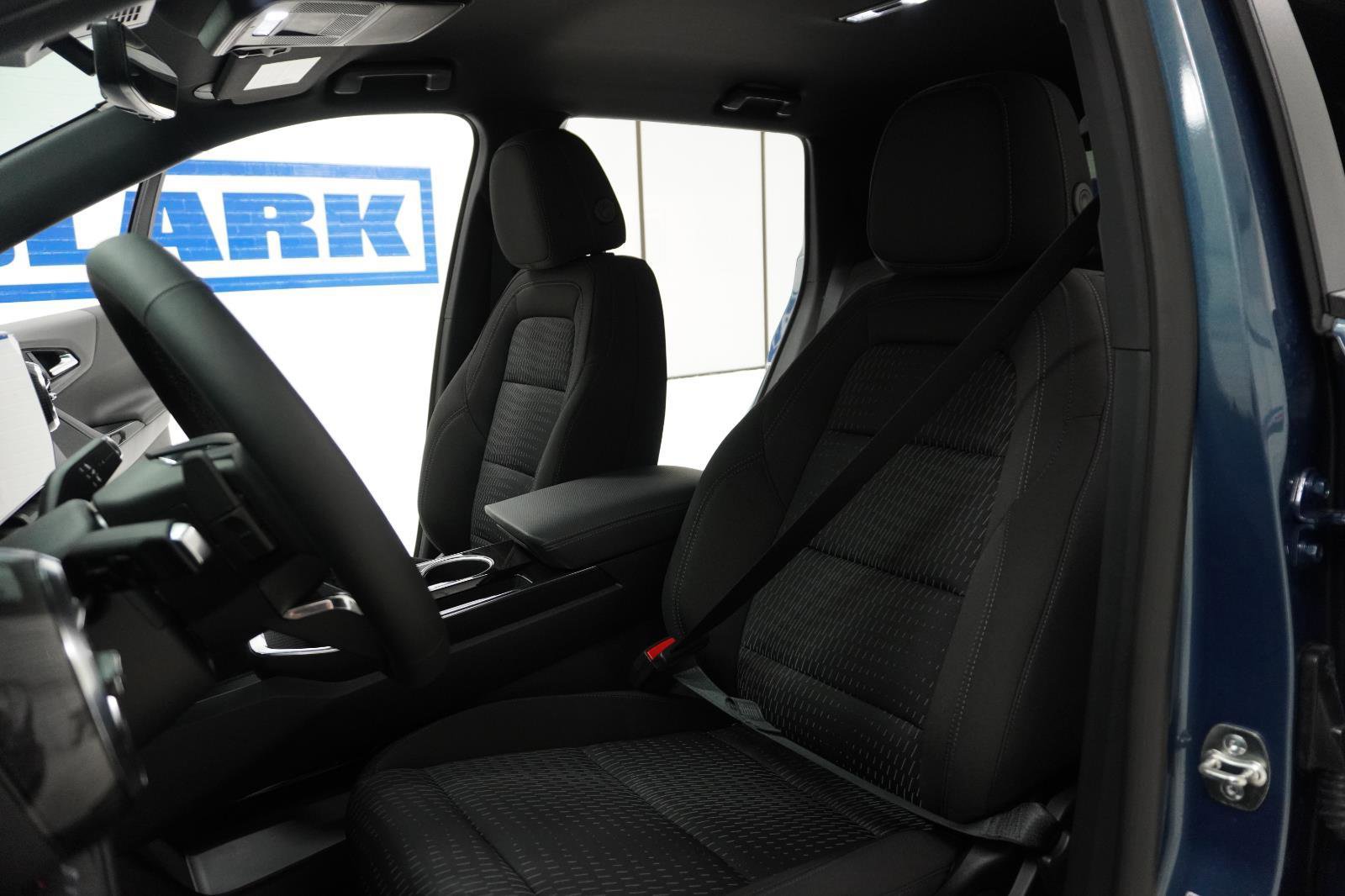 New 2026 Chevrolet Equinox LT w/ Safety and Technology Package image 16