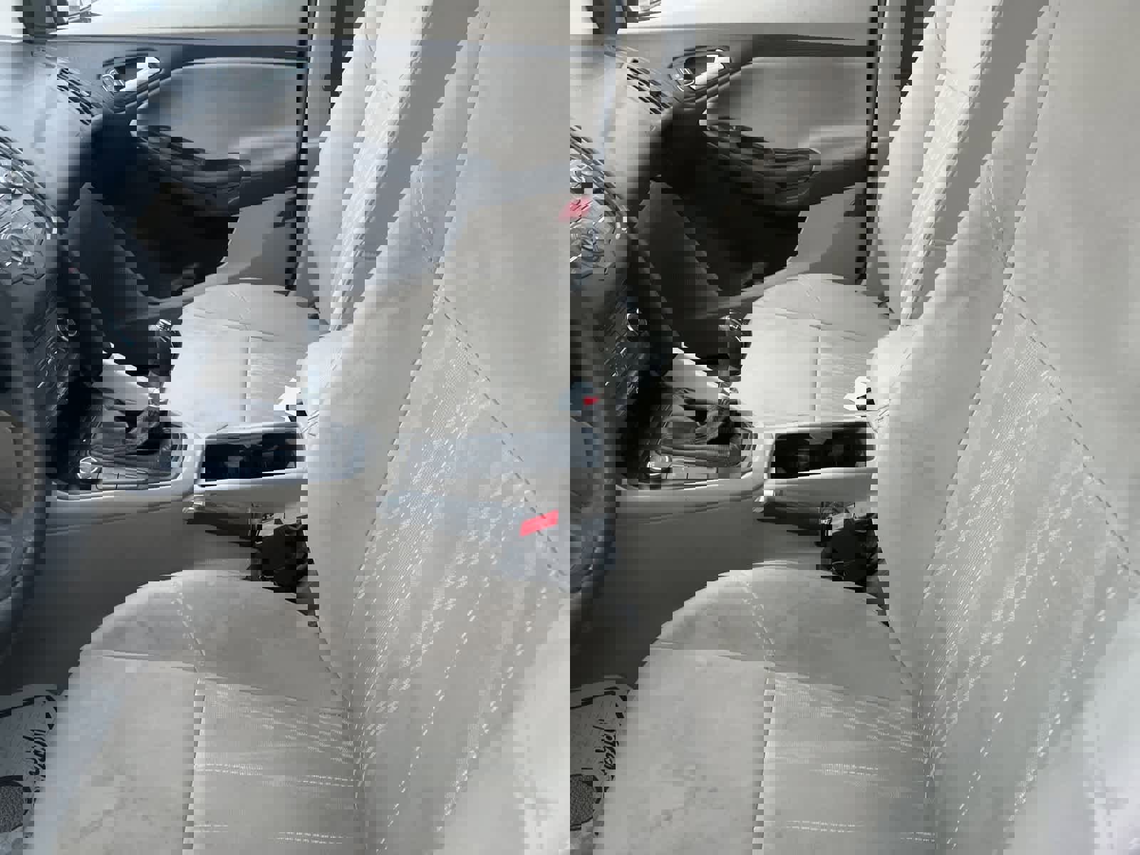 Used 2015 Ford Focus SE image 23