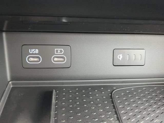 Certified 2026 Genesis GV80 3.5T Prestige AWD/4WD image 21