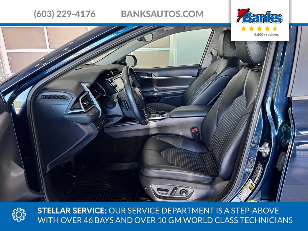 Used 2020 Toyota Camry SE w/ Carpet Mat Package AWD/4WD image 9