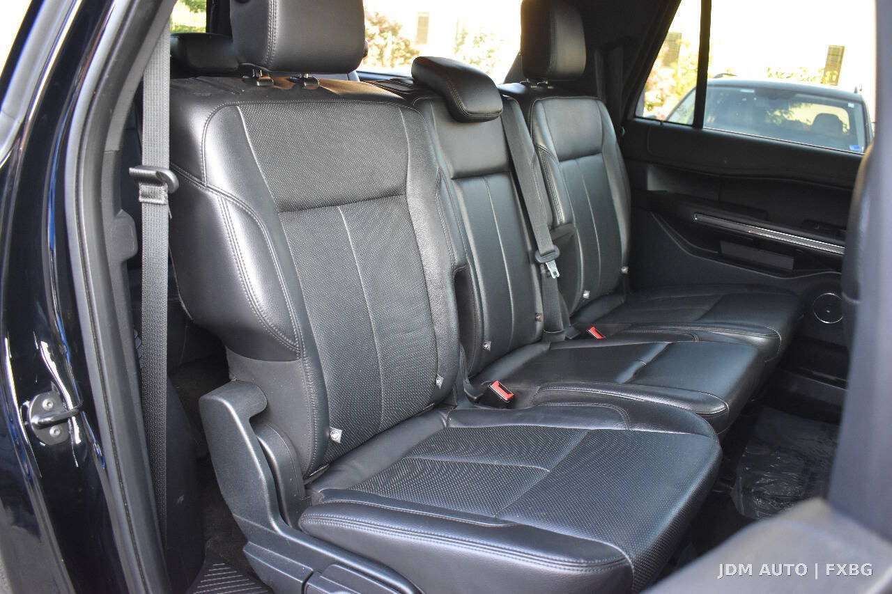 Used 2018 Ford Expedition Max XLT AWD/4WD image 15