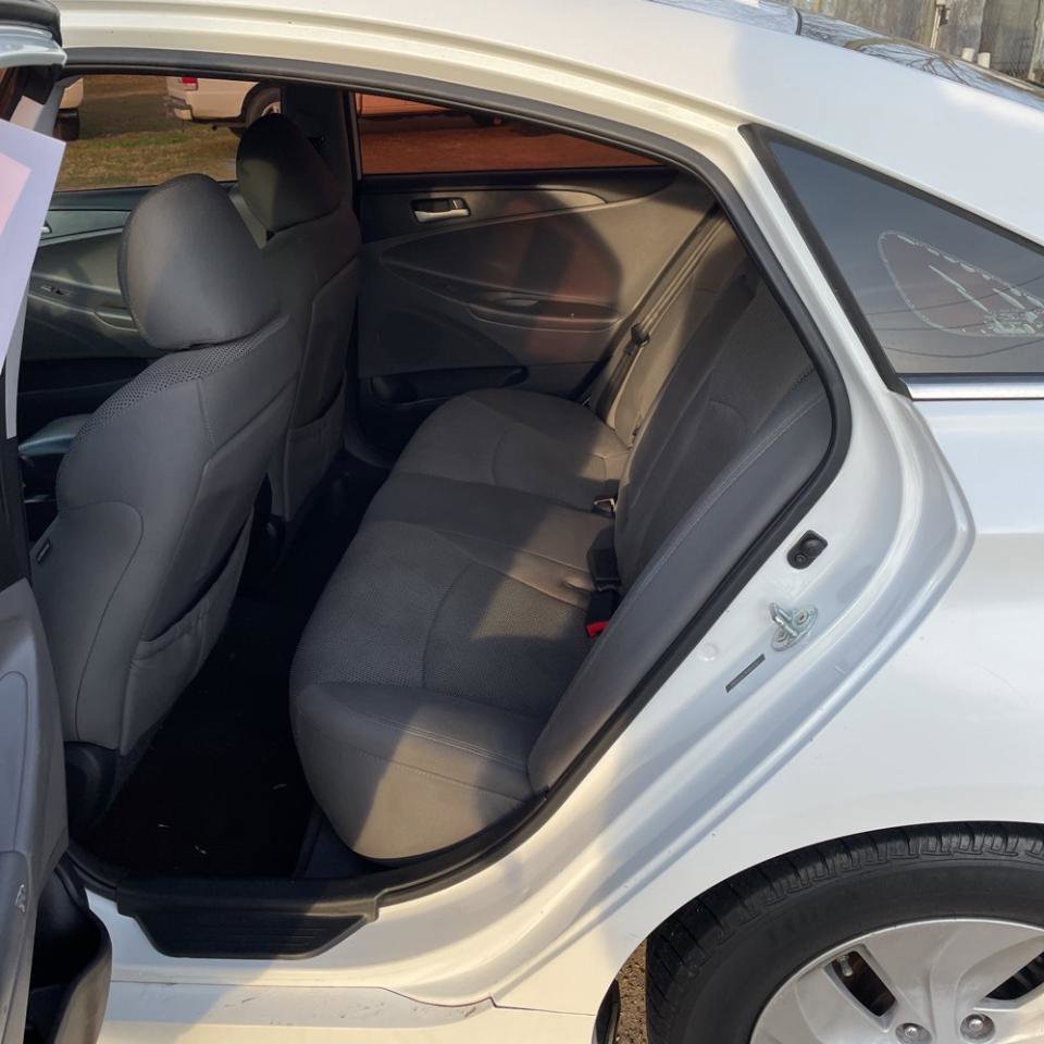 Used 2014 Hyundai Sonata GLS FWD image 17