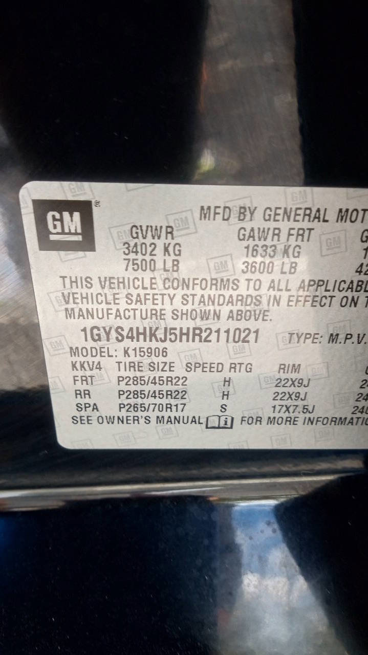 Used 2017 Cadillac Escalade ESV Luxury image 19