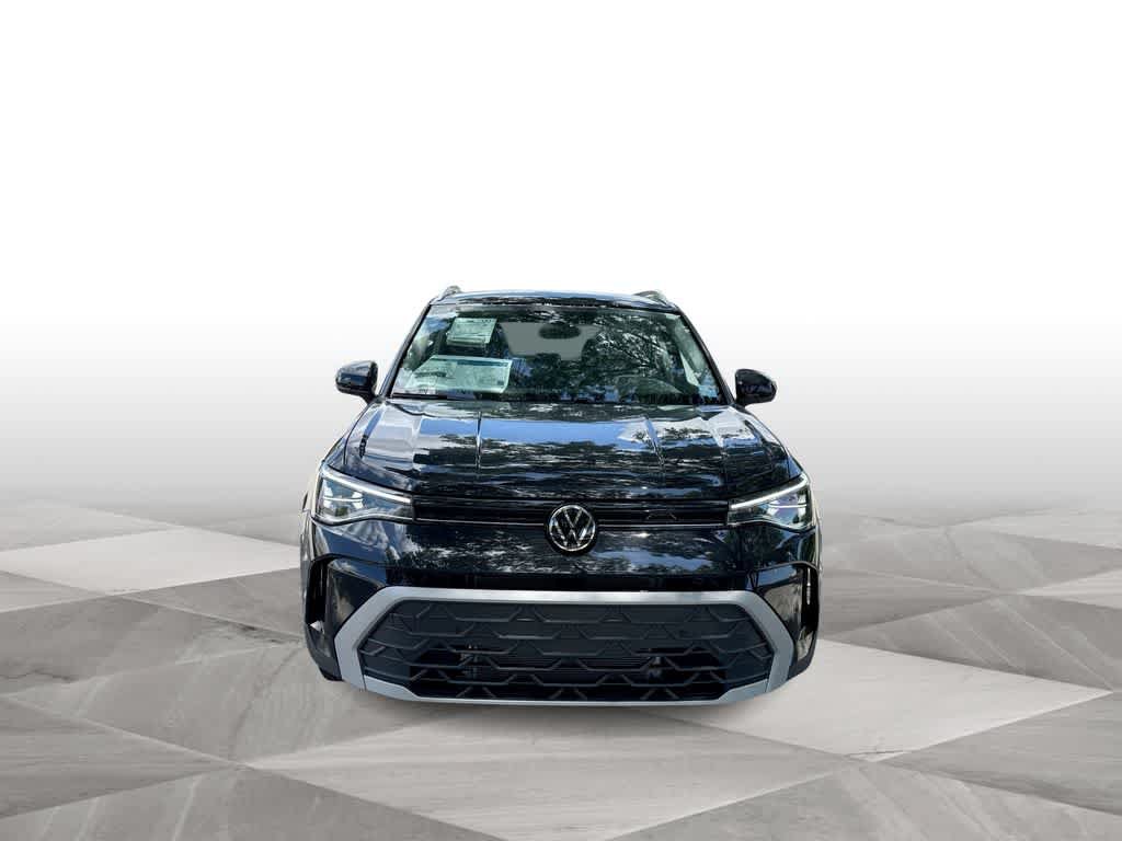 New 2026 Volkswagen Taos SE FWD image 3