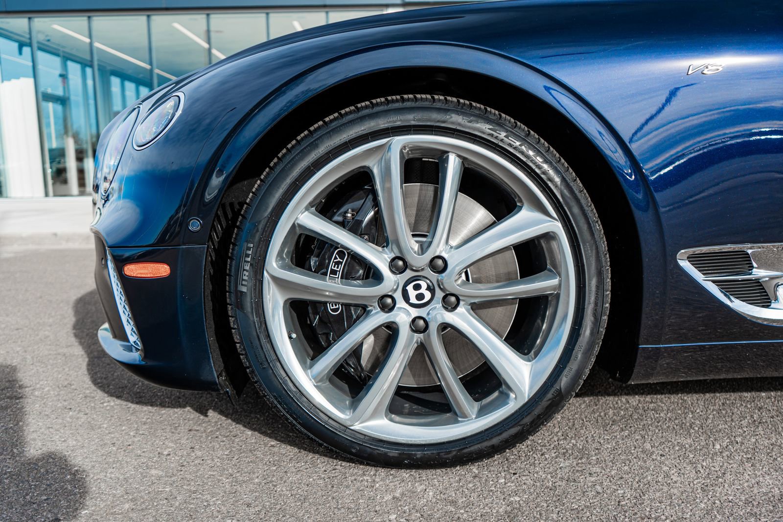 Used 2022 Bentley Continental GT image 6