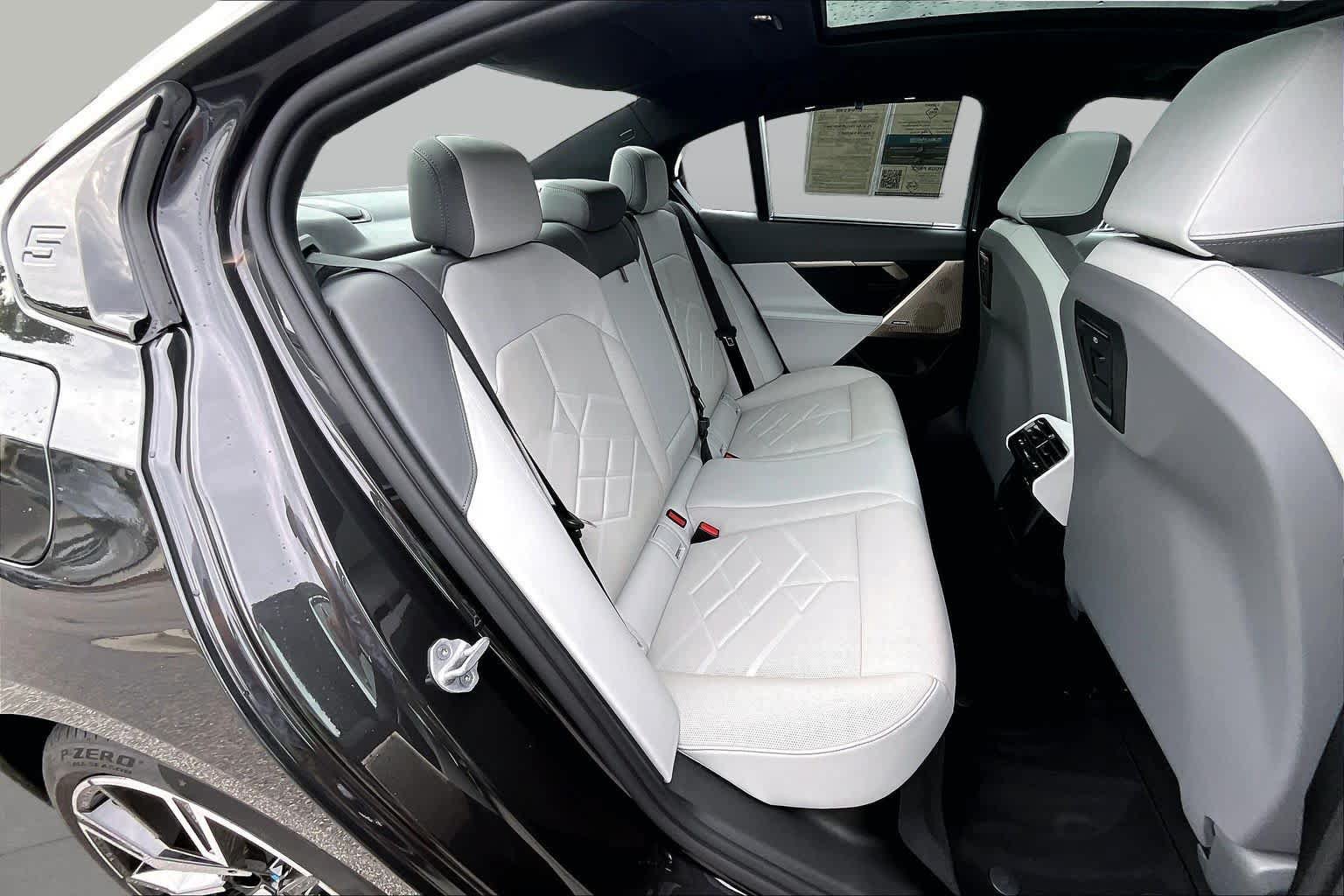 Certified 2026 BMW 530i w/ Executive Package RWD image 20