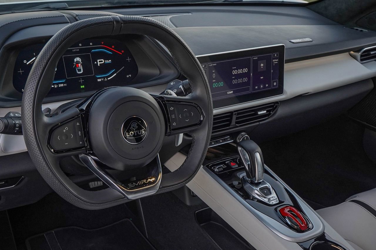 Used 2024 Lotus Emira First Edition image 18