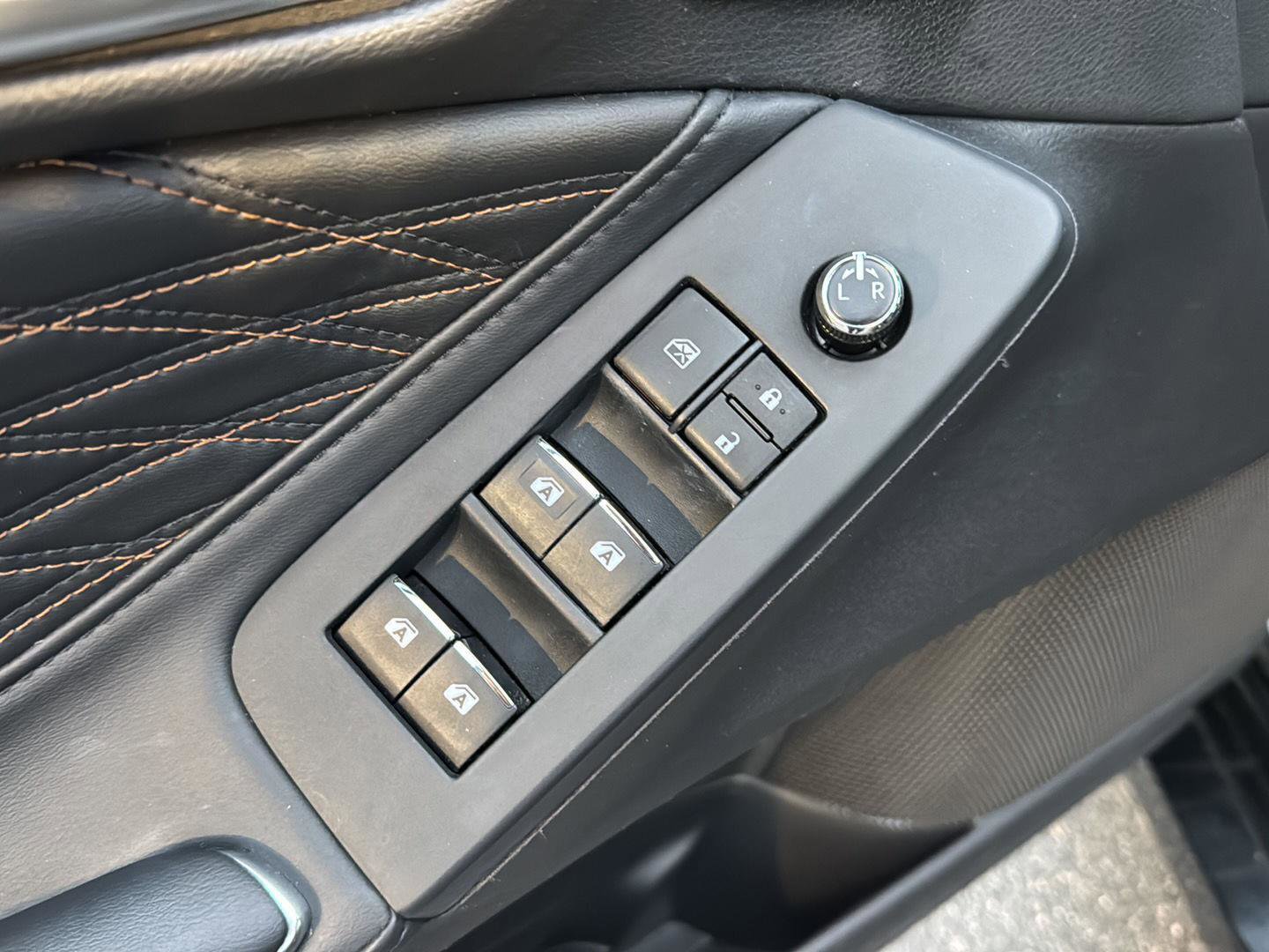 Certified 2022 Toyota Avalon Limited w/ Advanced Safety Package image 31