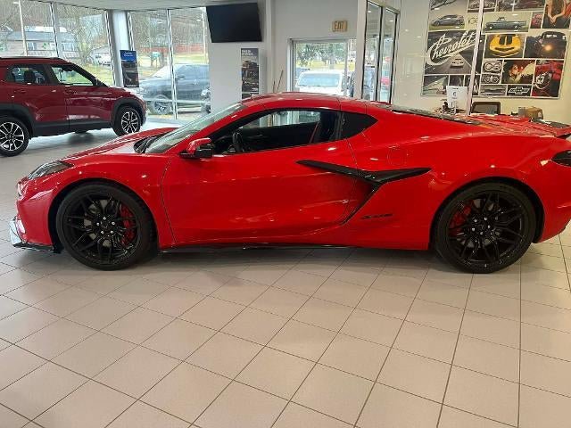 Used 2024 Chevrolet Corvette Z06 w/ Stealth Interior Trim Package image 2