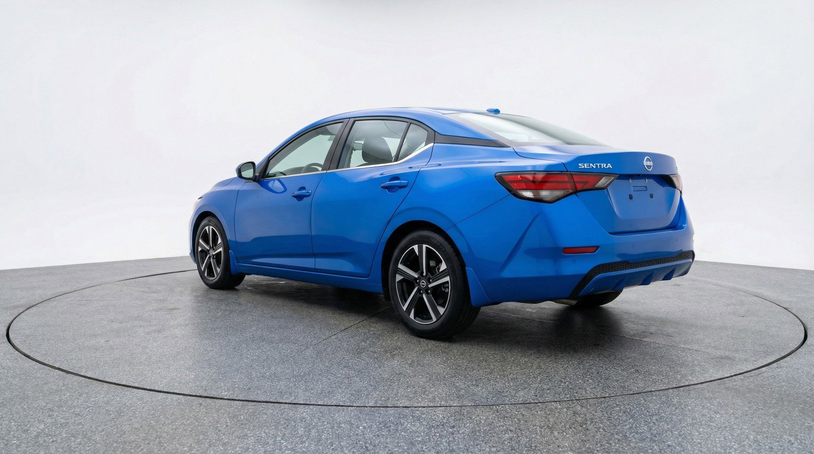 Used 2025 Nissan Sentra SV image 6