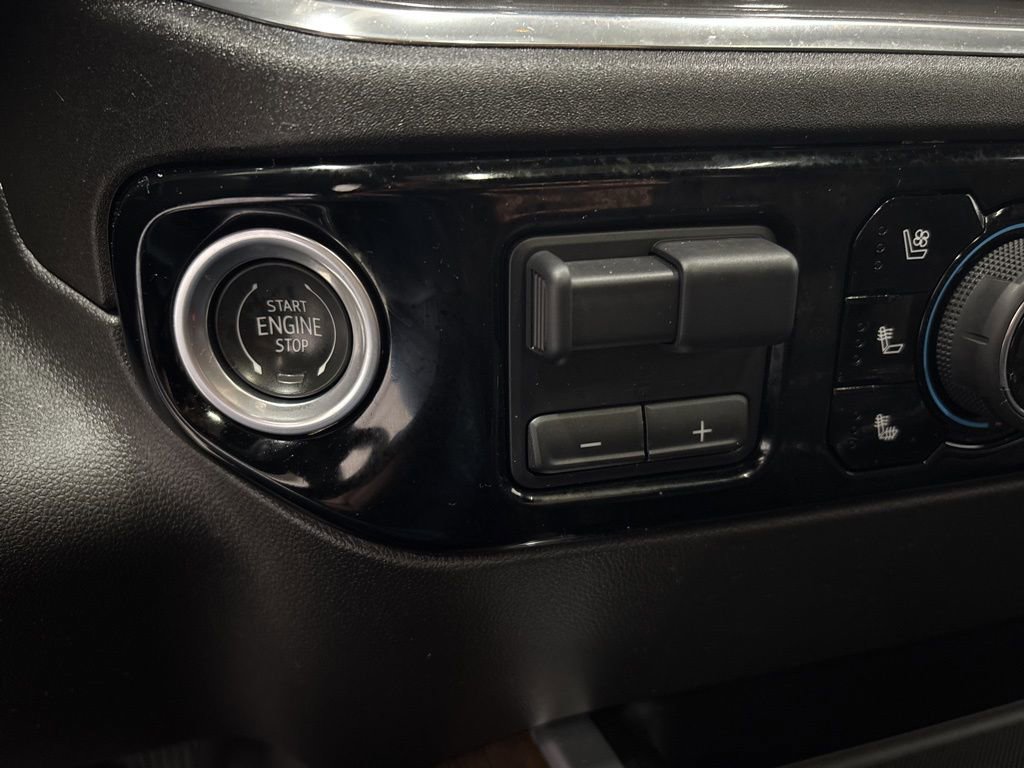 Used 2024 Chevrolet Silverado 2500 High Country w/ High Country Premium Package image 23