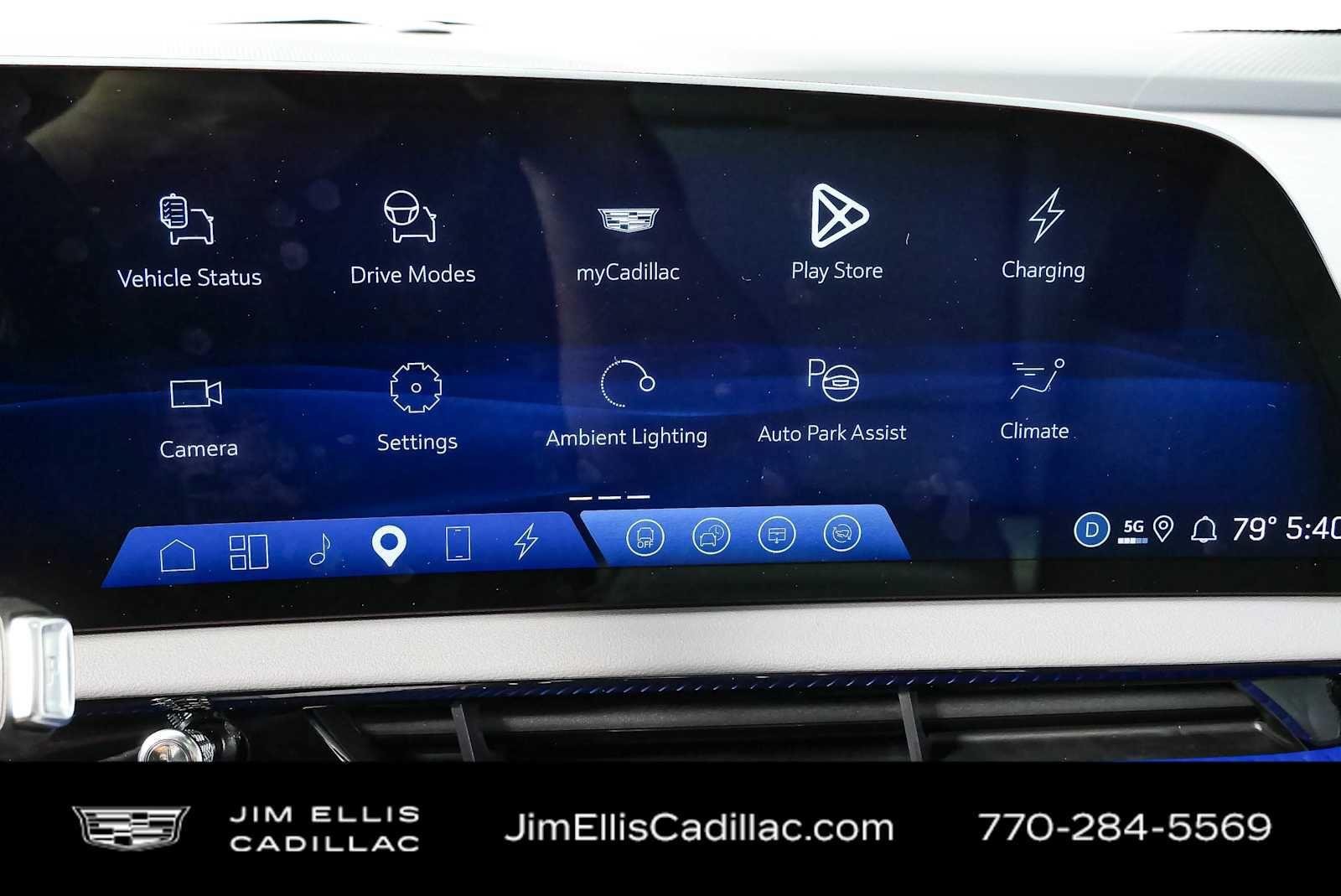 Used 2025 Cadillac Optiq Luxury 1 AWD/4WD image 14