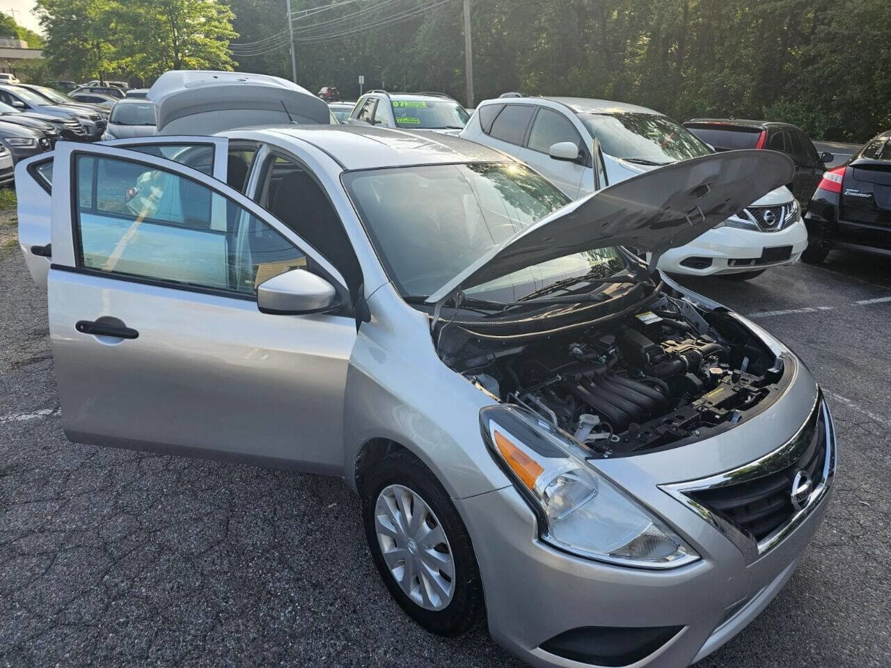 Used 2017 Nissan Versa S Plus image 5