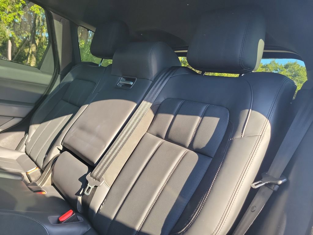 Used 2021 Land Rover Range Rover Sport HST image 14