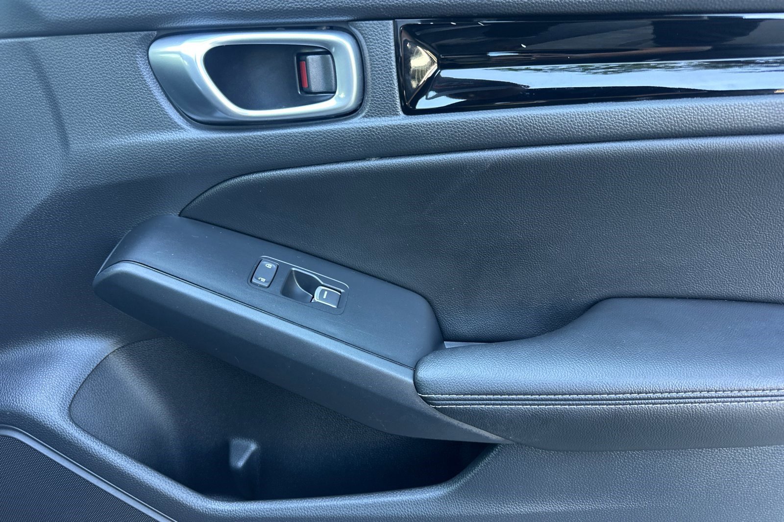 Used 2023 Honda Civic EX-L image 20