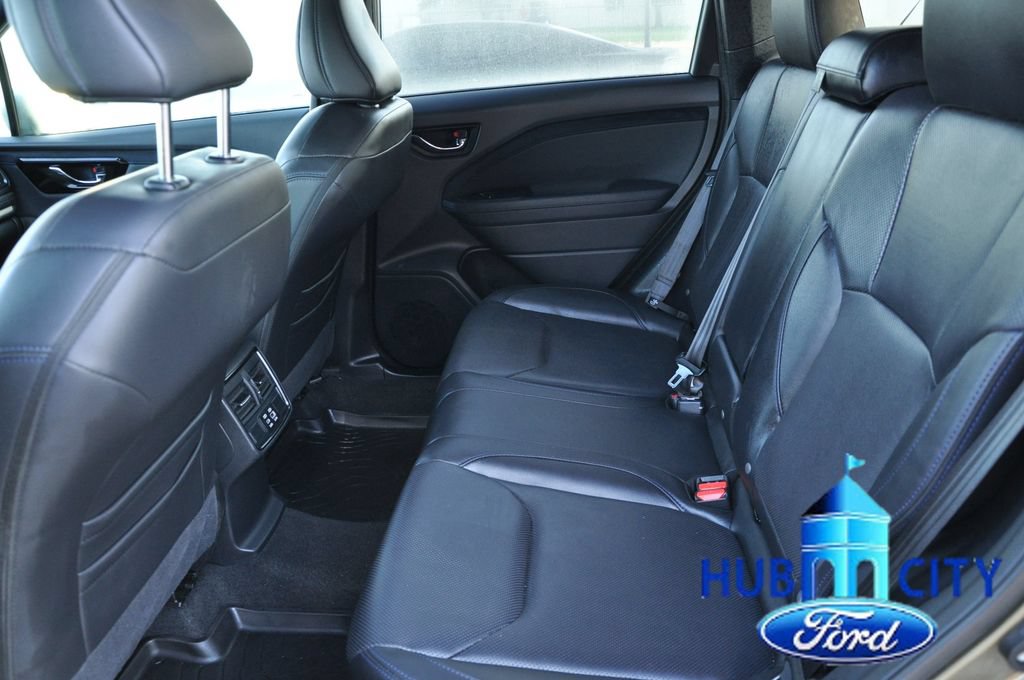 Used 2025 Subaru Forester Limited AWD/4WD image 11