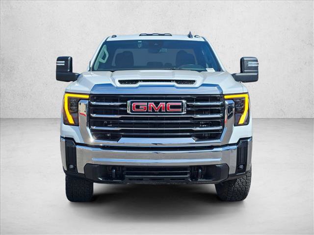 Used 2024 GMC Sierra 2500 SLE w/ SLE Convenience Package image 2