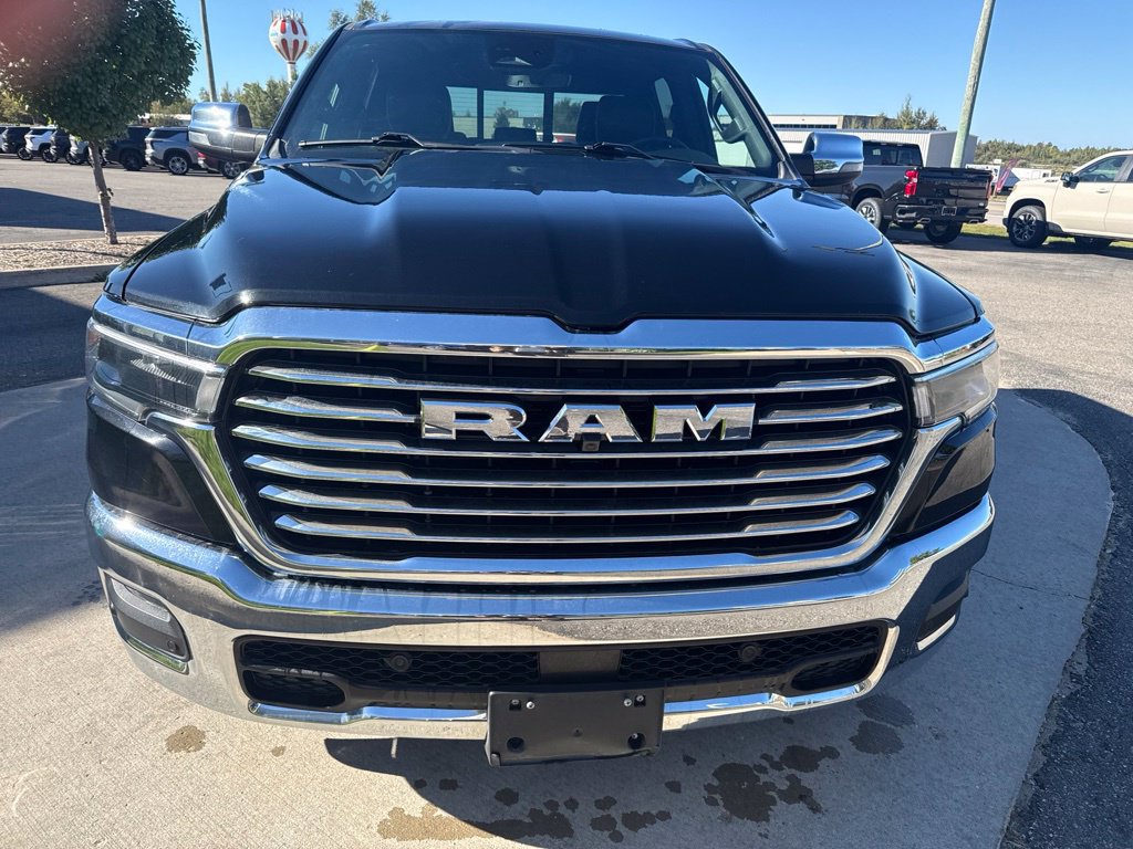 Used 2025 RAM 1500 Laramie AWD/4WD image 2