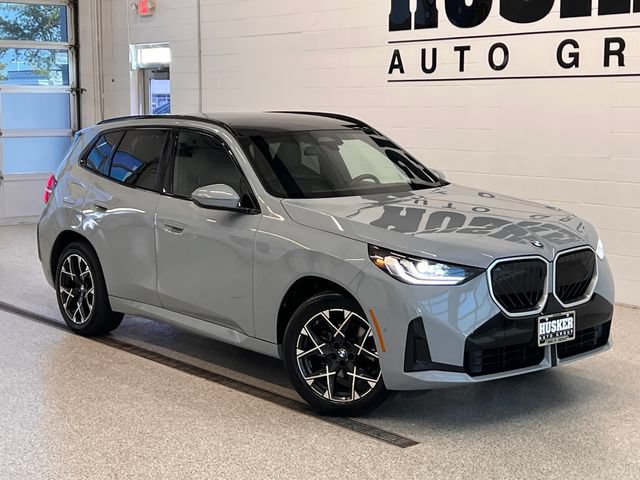 Used 2025 BMW X3 xDrive30i AWD/4WD image 1