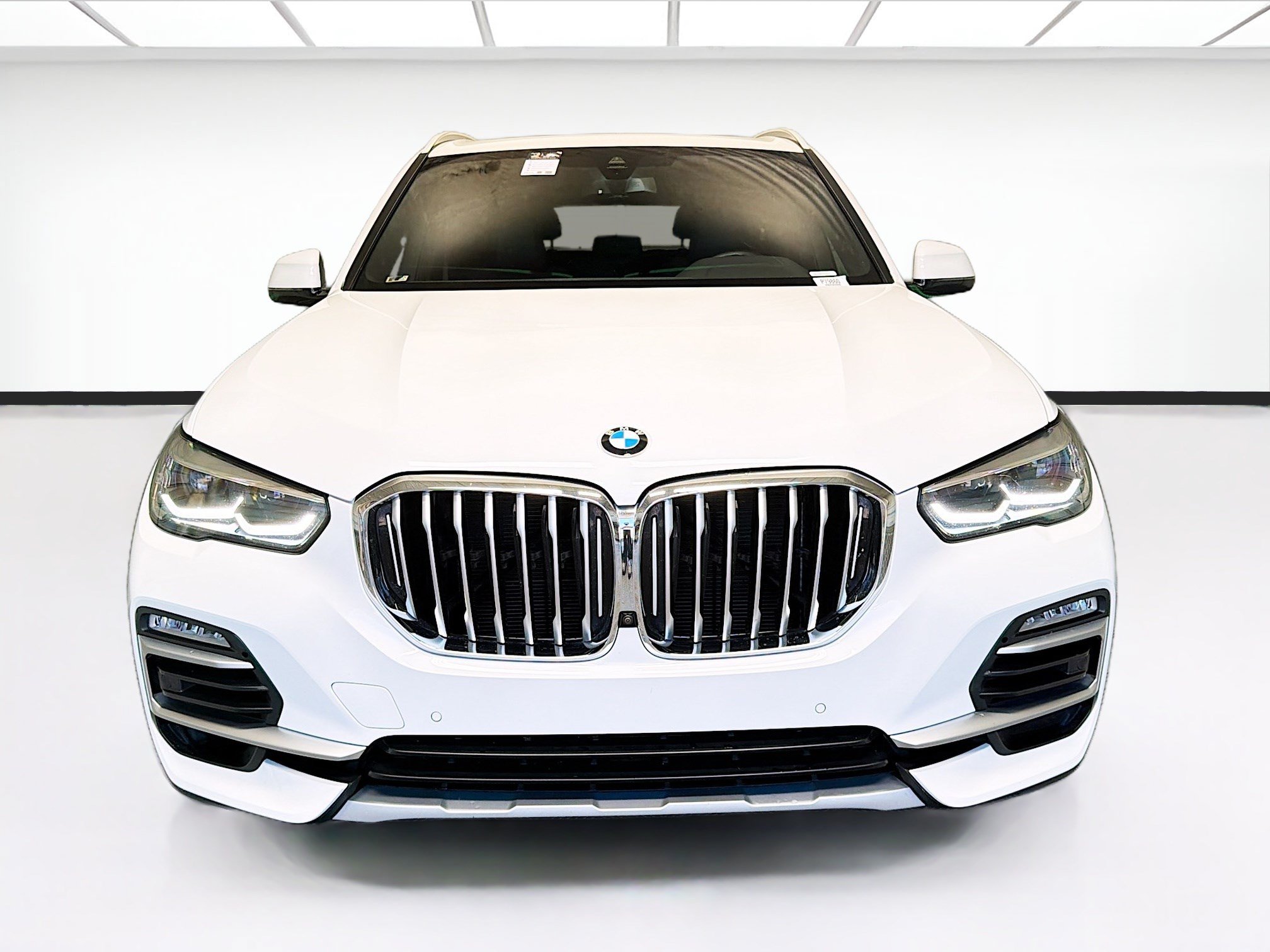 Used 2021 BMW X5 xDrive40i w/ Convenience Package AWD/4WD image 2