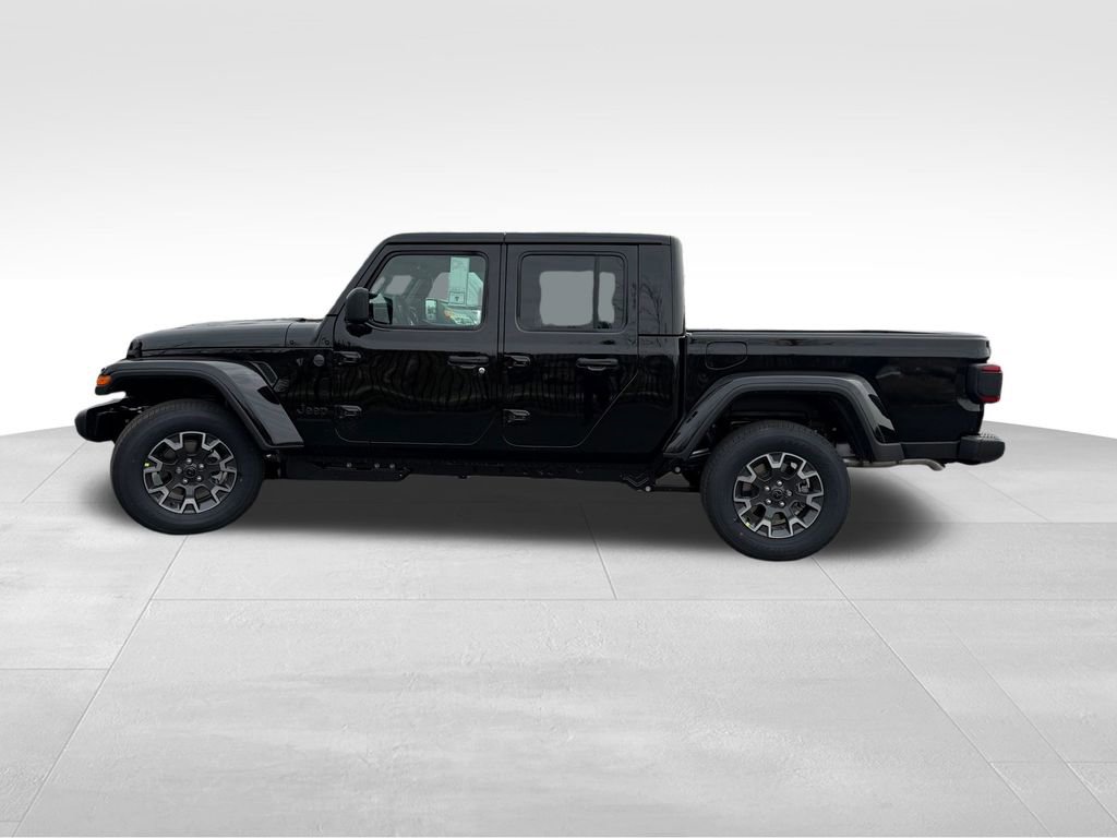 New 2026 Jeep Gladiator Sahara image 4