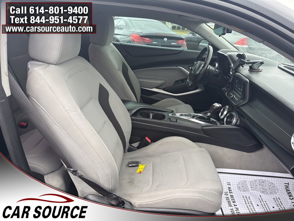 Used 2017 Chevrolet Camaro LT image 33