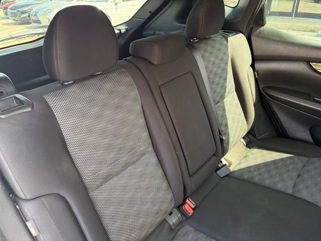 Used 2021 Nissan Rogue Sport SV FWD image 33