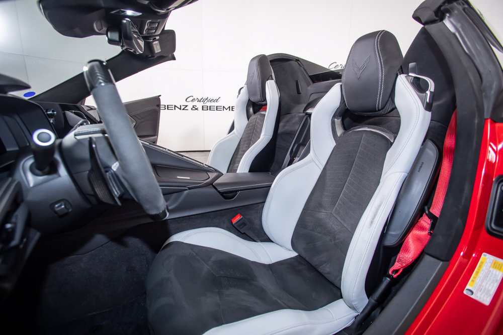 Used 2024 Chevrolet Corvette Z06 w/ Stealth Interior Trim Package RWD image 19