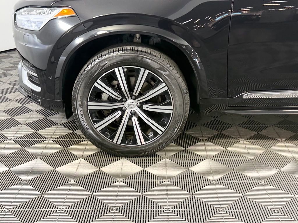 Used 2025 Volvo XC90 B6 Plus image 10