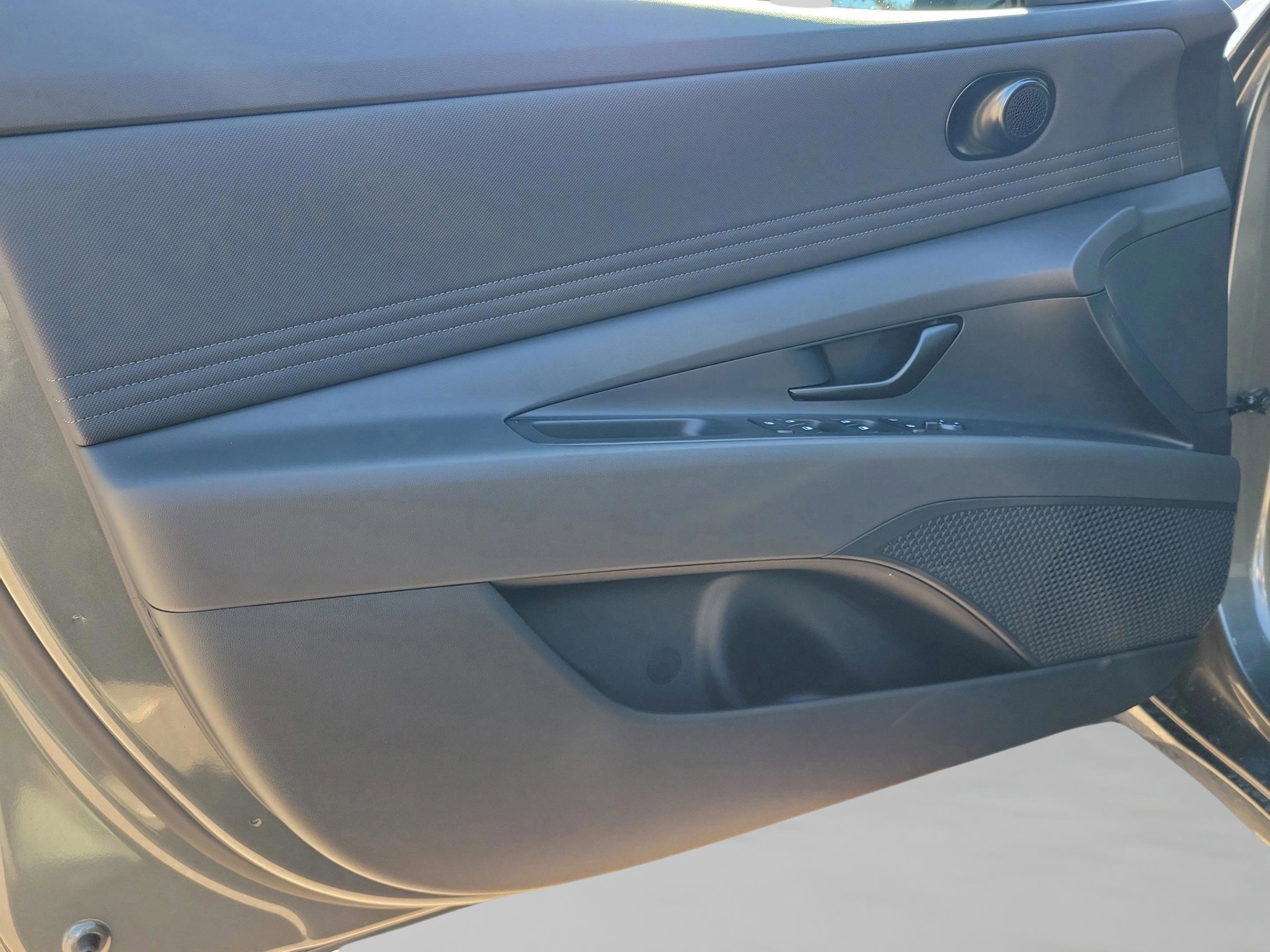 New 2026 Hyundai Elantra SEL Sport w/ Cargo Package image 28