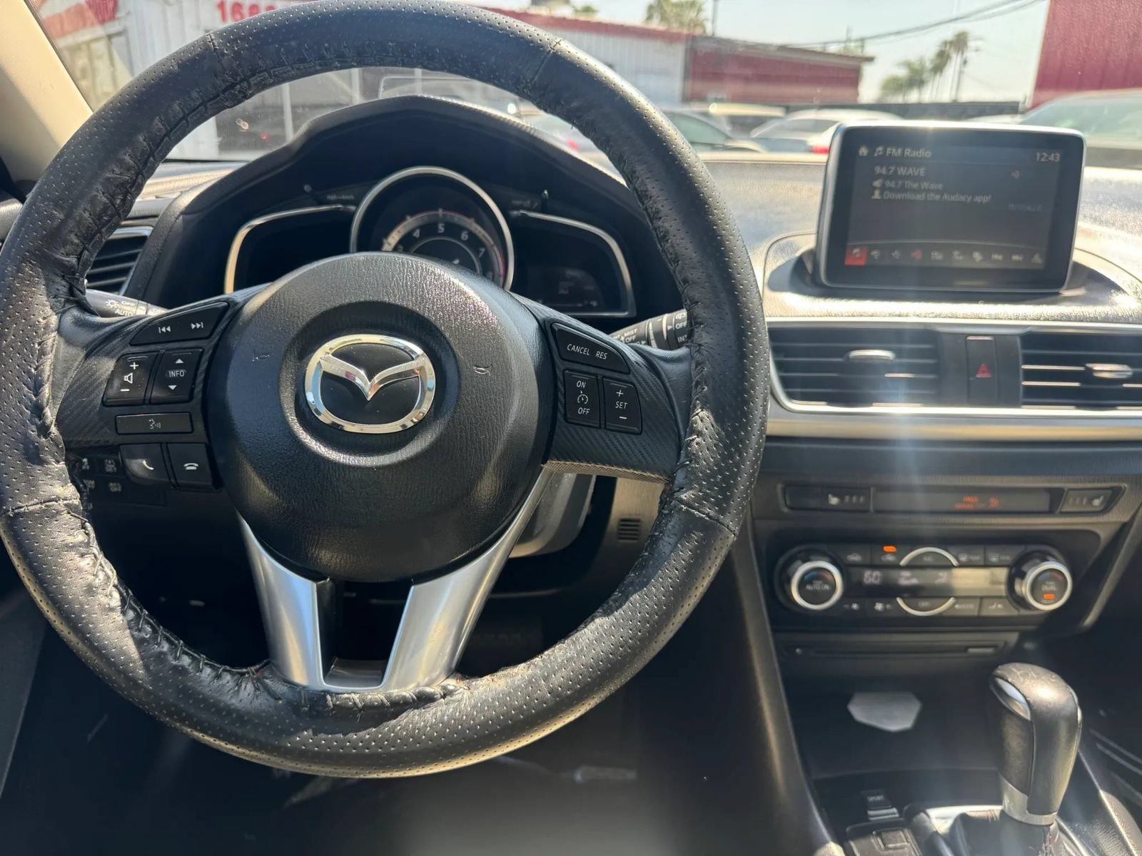 Used 2015 MAZDA MAZDA3 s Grand Touring FWD image 28
