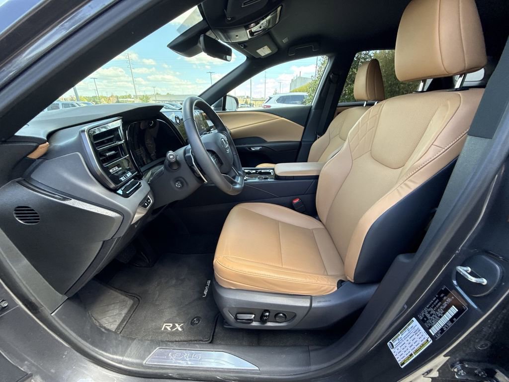 Used 2025 Lexus RX 350 FWD w/ Technology Package image 30