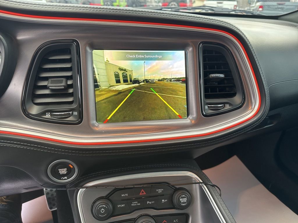 Used 2020 Dodge Challenger R/T w/ Plus Package image 11
