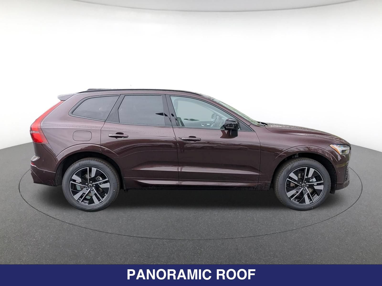 New 2026 Volvo XC60 B5 Plus w/ Protection Package Premier AWD/4WD image 6
