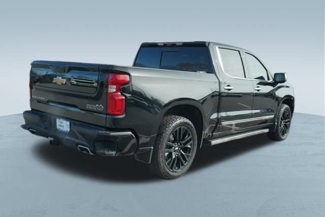 Used 2024 Chevrolet Silverado 1500 High Country image 9