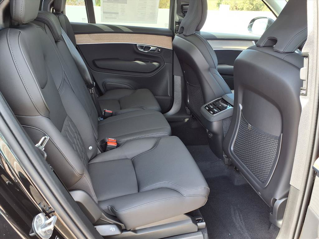 New 2026 Volvo XC90 B5 Core w/ Protection Package Premier AWD/4WD image 10
