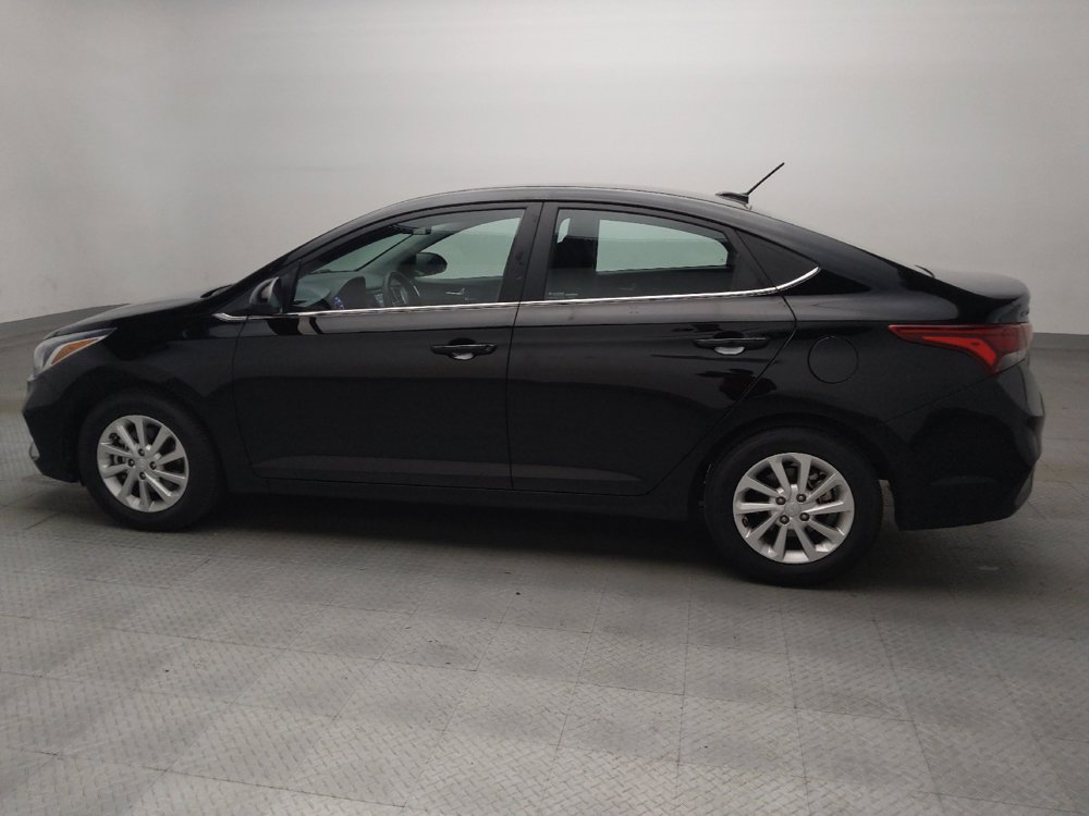Used 2022 Hyundai Accent SEL FWD image 3